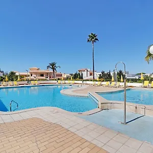 Albufeira Concept With Pool By Homing , Guia (Faro) Portugal